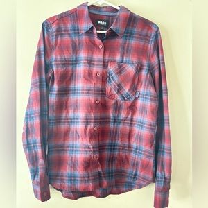 Bass Pro Shop Red button up, Small
